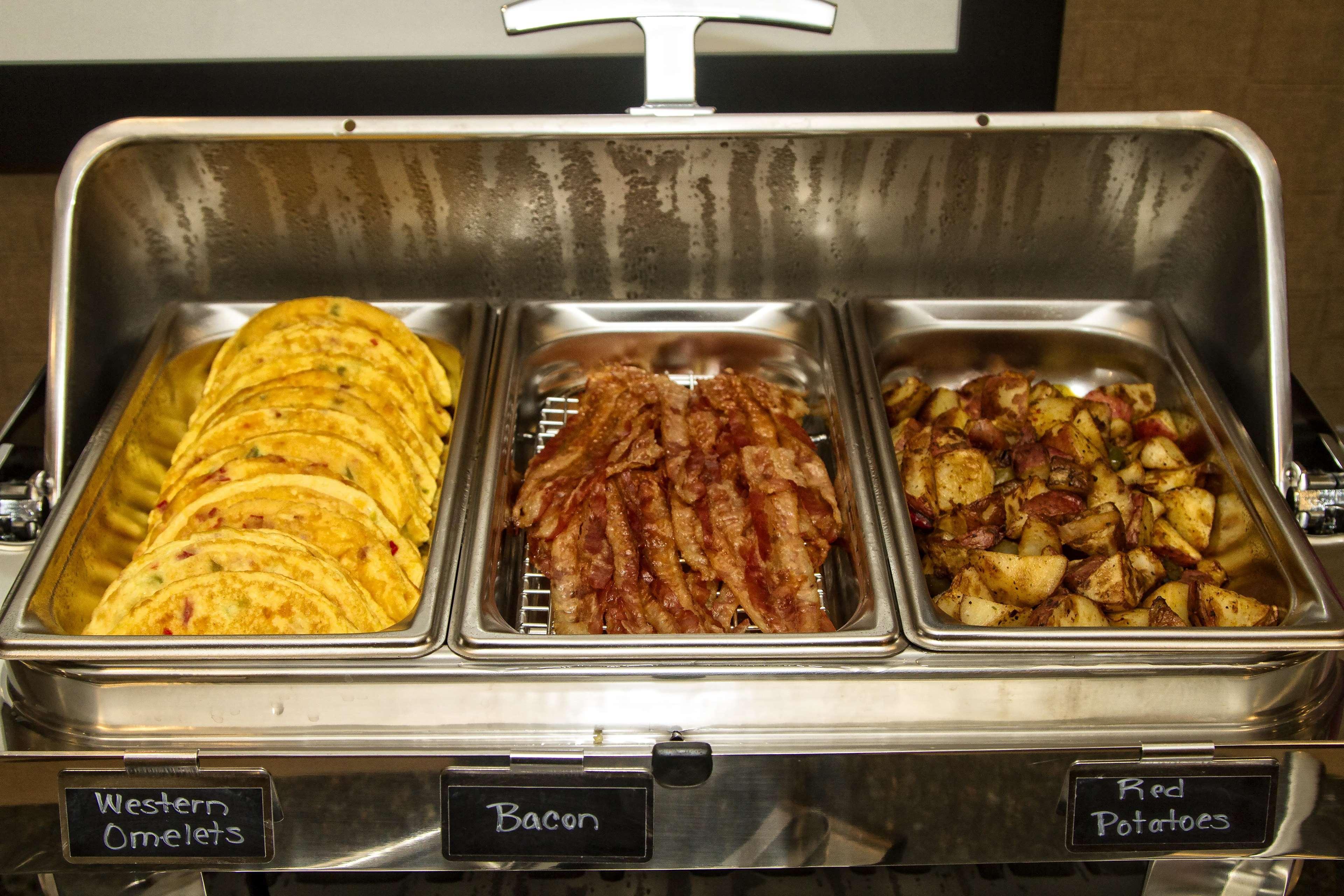 Hampton Inn Indianola المظهر الخارجي الصورة