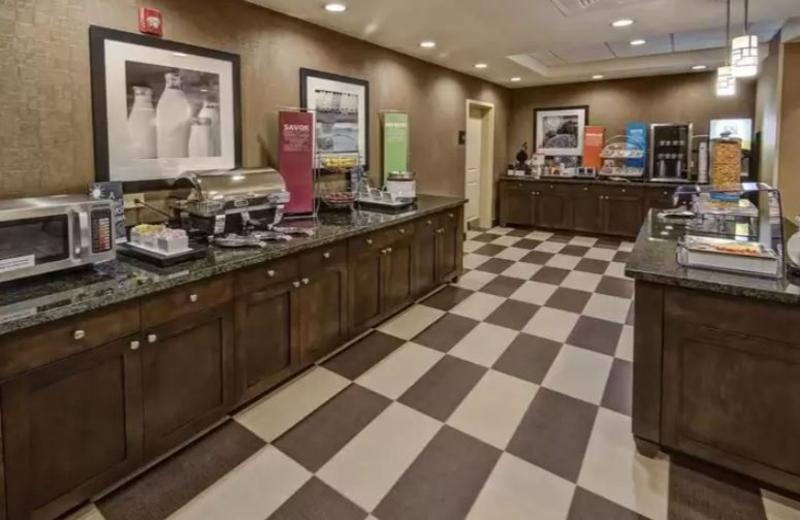 Hampton Inn Indianola المظهر الخارجي الصورة